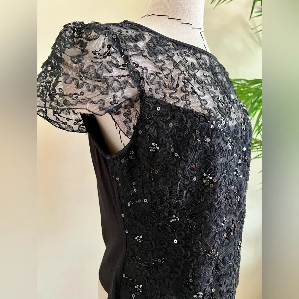 GUESS by Marciano Black Lace & Sequin Top – Size M - Picture 2 of 4
